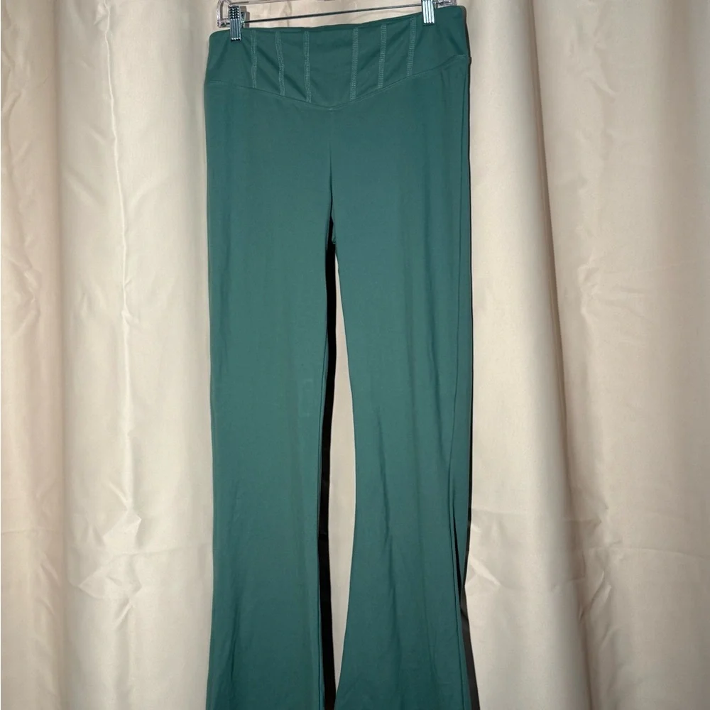 PINK Victoria's Secret Teal Yoga Pants - NWT - Picture 1 of 8